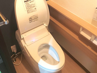 トイレリフォーム ホテルのような高級感がある落ち着いたレストルーム